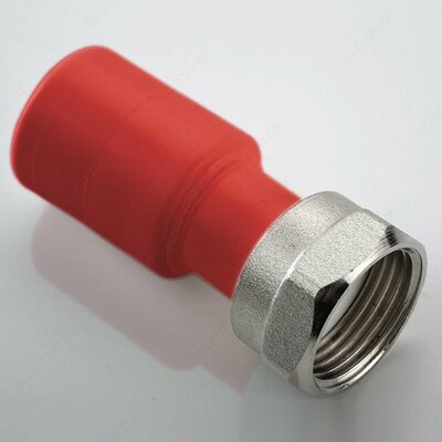 Муфта ПП с накидной гайкой D20 3/4 Муфта ПП с накидной гайкой D20 3/4"