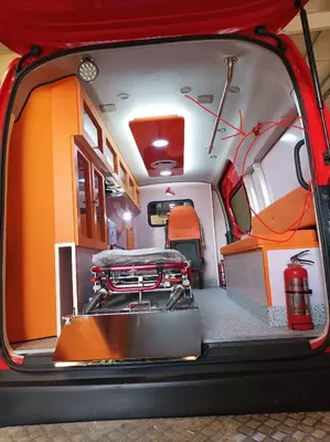 Toyota Hiace Ambulance tez tibbiy yordam mashinasi "Sino car in Uzbekistan"