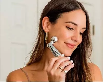 Массажер косметический - 75 000 сум / шт.