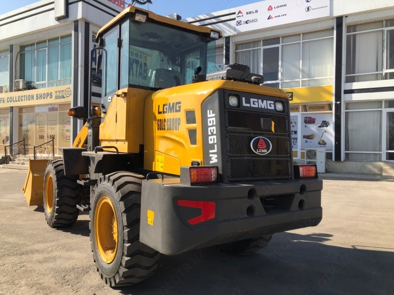 Фронтальный погрузчик LGMG WL939F - от {0} сум