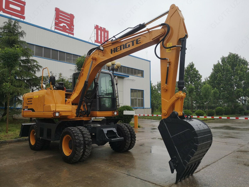 Колёсный экскаватор Hunter ht145w