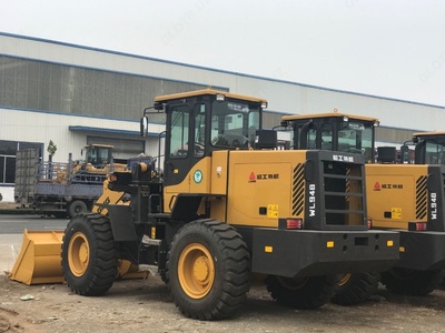 Фронтальный погрузчик LGMG WL948 - 310 000 000 сум / шт.