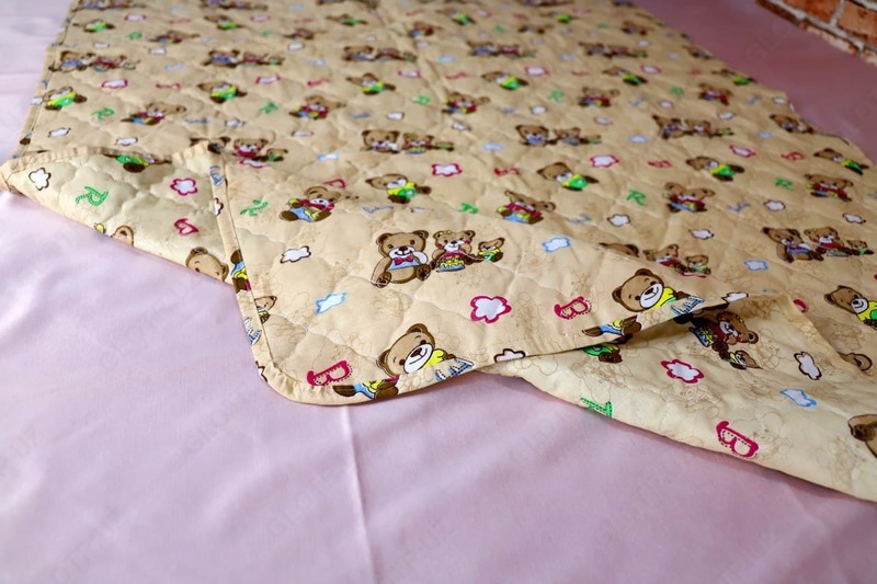 Легкое детское стеганное одеяло