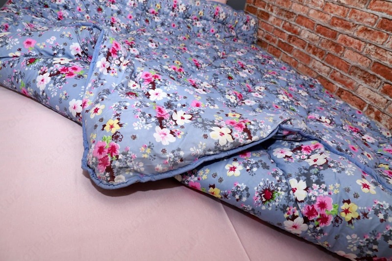 Двухспальное теплое одеяло (цветное), 200х220 см