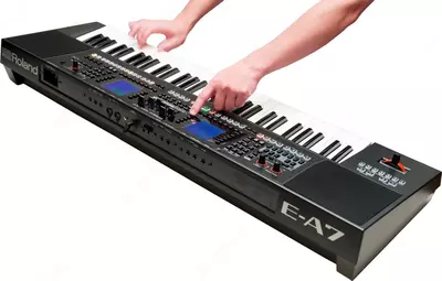Синтезатор Roland E-A7 Синтезатор Roland E-A7