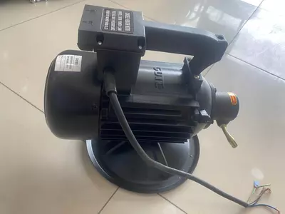 Глубинный вибратор GUTE (1