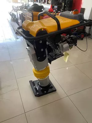 BECKER gruntni zichlash uchun vibrotampovka. - 6 075 313.8 so'm / dona