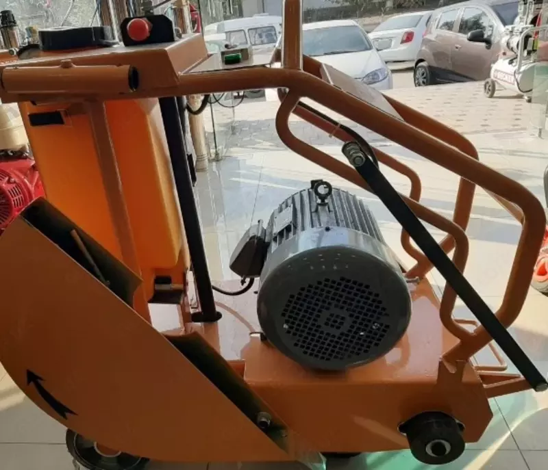 Elektr asfalt kesuvchi BECKER Q500 - 8 192 266 so'm