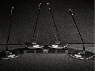 Bosch konferentsiyasining mikrofoni