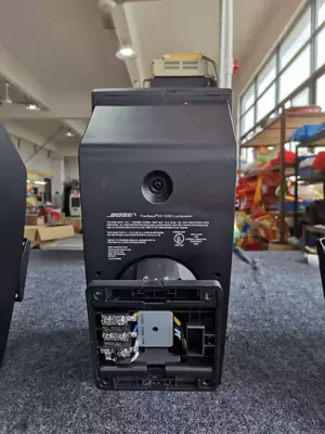 Активная Акустическая Стенная колонка Bose FreeSpace DS 40SE