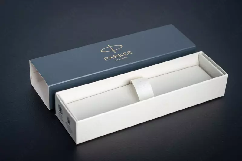 800 000 so'mdan Bir qarashda taassurot qoldiring: sovg'a sifatida original Parker qalamlarini tanlang!