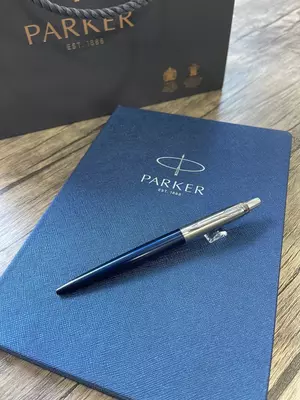 Taassurot qoldiring: Parker ruchkalari korporativ sovg'alar uchun ideal tanlovdir! Ulgurji va chakana