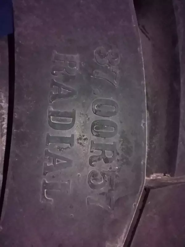 Radial shinalari 37.00R57 - {0} so'mdan