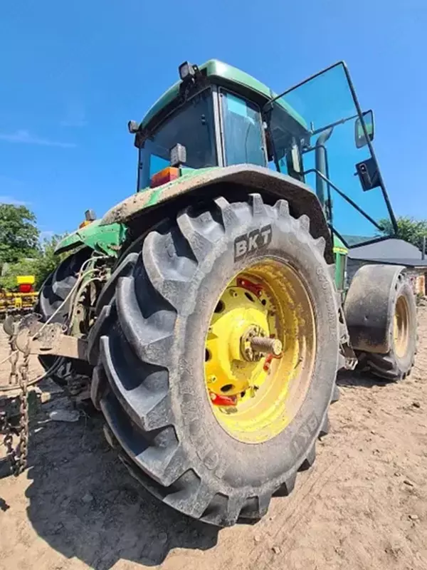   Qishloq xojaligi texnikasi shinalari BKT Agrimax RT 657  507385