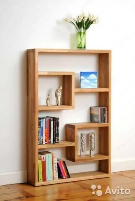 Книжный шкаф