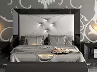 Кровать двуспальная