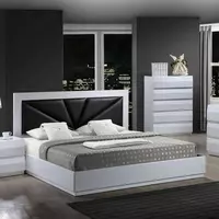 Кровать двуспальная