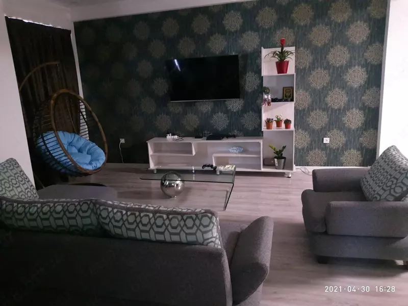 модель №2 OOO " MM Mebel-Group"