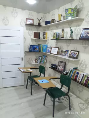 Книжная полка, модель №1