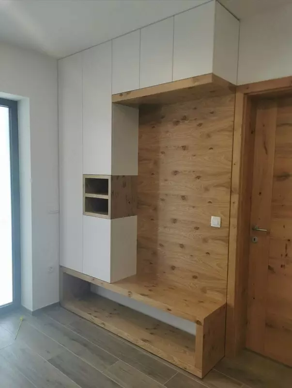 Шкаф для прихожей