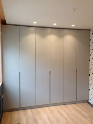 Koridor uchun shkaf - 860 000 so'm / kv.m