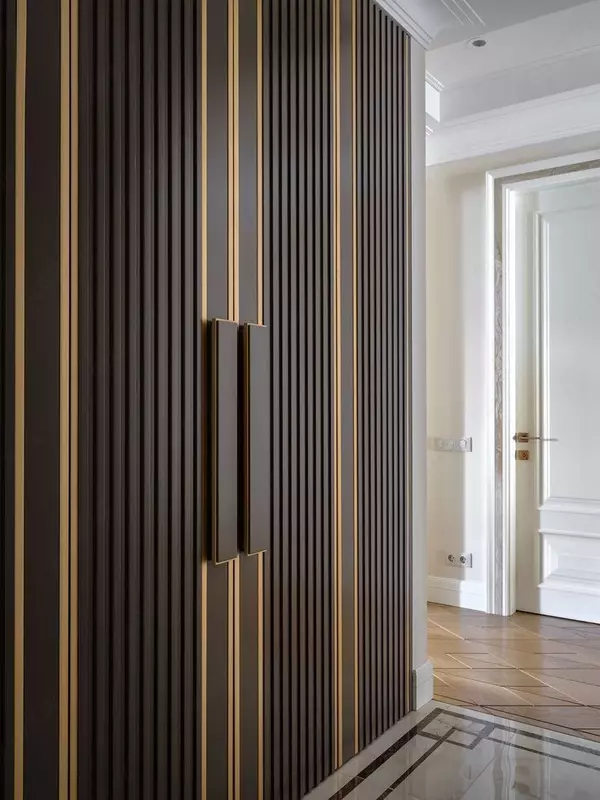 Шкаф для прихожей