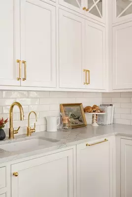 Угловой кухонный гарнитур. Модель № 9 (Белый)