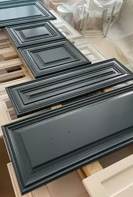 Фасадные дверцы для кухонных гарнитуров (Ассортимент) Только в розницу