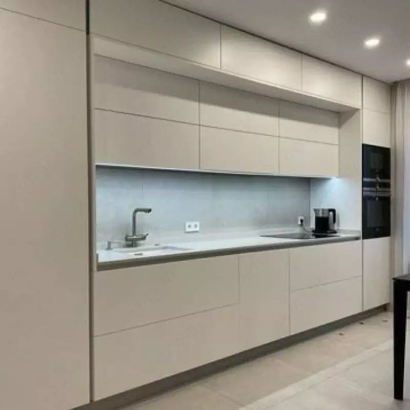 Кухонный гарнитур (прямой) Модель № 002 (Молочный)