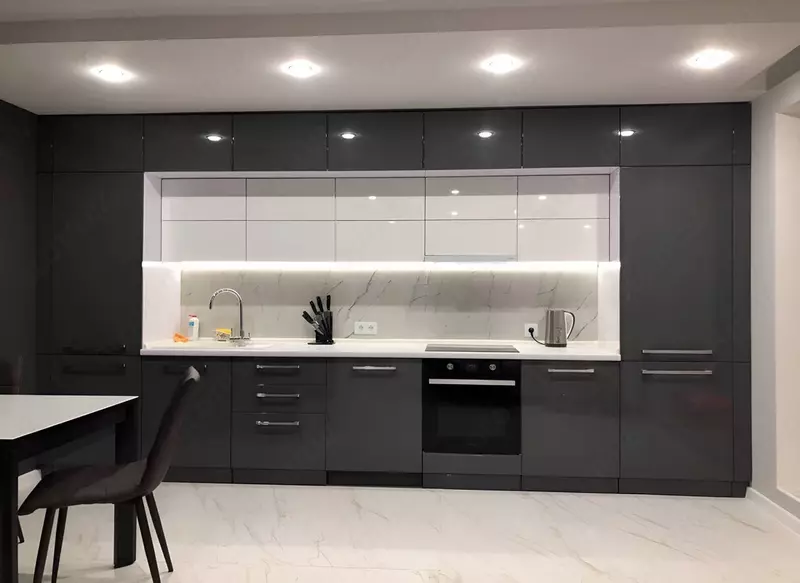 Кухонный гарнитур (прямой) Модель № 013 (Графит/белый) - 2 770 000 сум