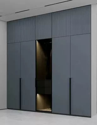 Многофункциональный 4-х створчатый шкаф (3 полки