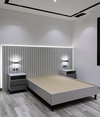 Элегантная двух-спальная кровать ( тумбы