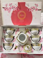 Vikalina choy toplami: 6 ta piyola  1 ta choynak  sovga qutisi (Assortiment)