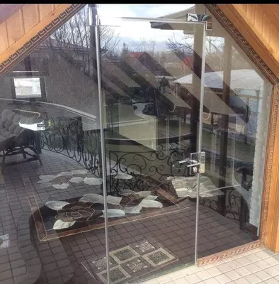 Maxsus oynali eshiklar - 400 000 so'm / kv.mdan