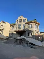 по запросу Изготовление и установка нестандартных окон и дверей