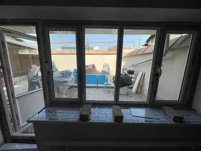 Цена по запросу Изготовление и установка окон и дверей (арт-7)