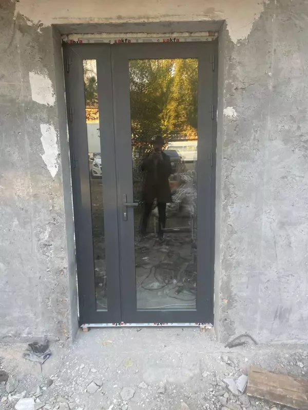 Алюминиевые двери №5