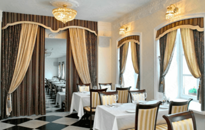 Услуга Химчистка объемных штор ресторанов и кафе - от 25 000 сум