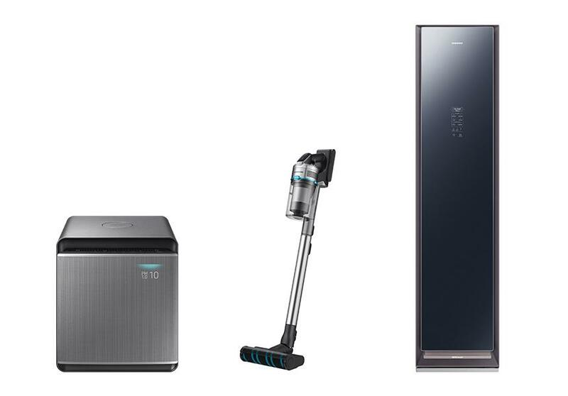 Samsung представила шкаф, который сам очищает одежду.