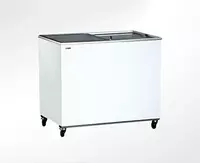 Ko'krak qafasidagi muzlatgich UGUR UDD 400 SC