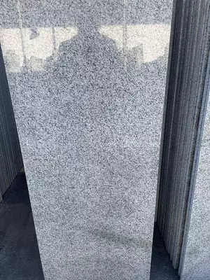   Гранит местный Авангард