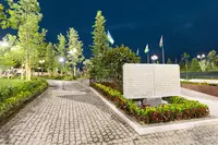   Granitdan yasalgan yo‘l toshlari