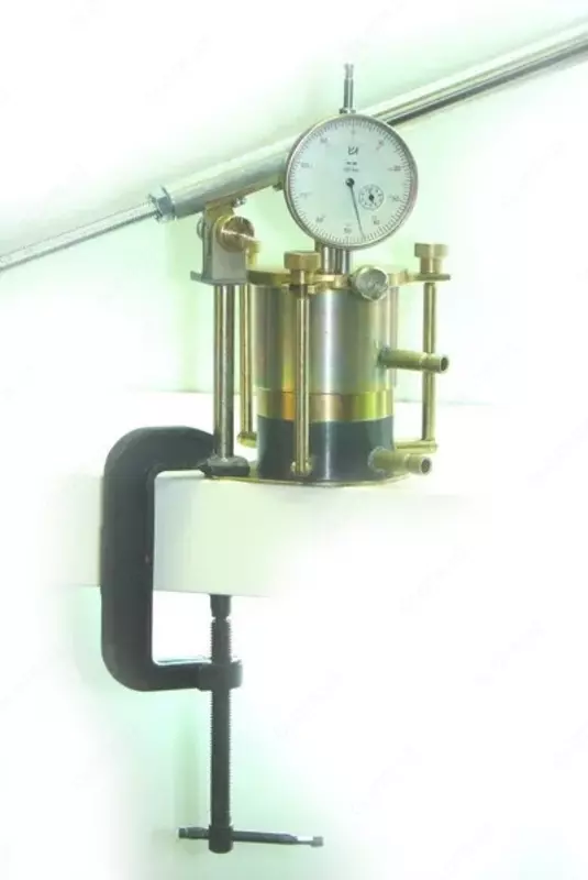 Компрессионный прибор КП-9 из комплекта полевой лаборатории ПЛЛ-9