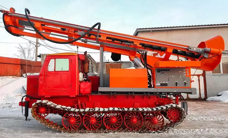 Гидравлическая буровая установка УРБ 4Т на гусеничном ходу