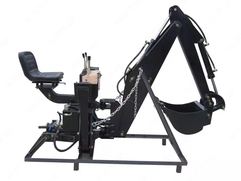 Экскаваторная установка "LW-7" для трактора