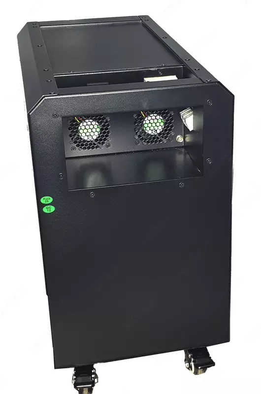 Инвертор MUST 1 kw MTTP контроллером.