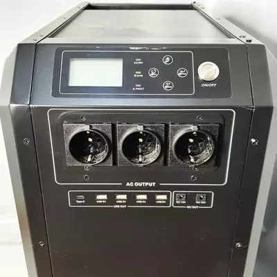 11 100 000 сум / шт. Инвертор MUST 3 kw MTTP контроллером.