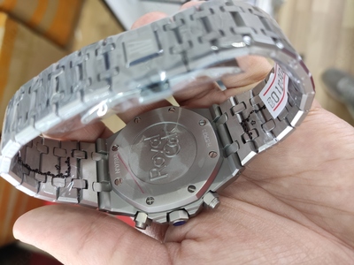 1 310 361.8 сум / шт. часы Audemars Piguet