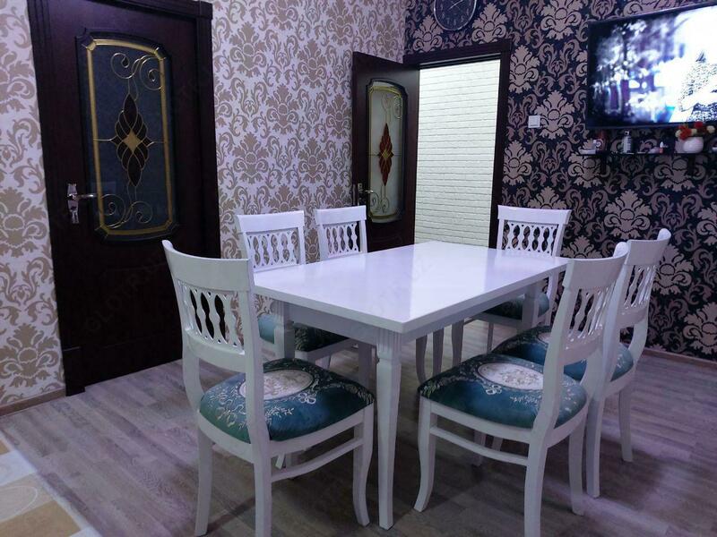 Кухонный комплект стол со стульями 9