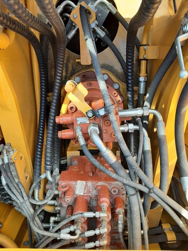  Гусеничный экскаватор LiuGong CLG 922E  - ИП ООО KCHM GROUP